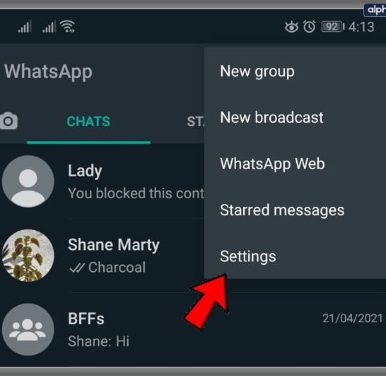 Can I change my background in WhatsApp video call