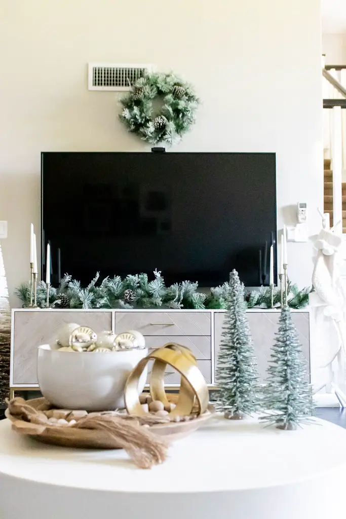 Our Champagne-Themed Christmas Living Room Decor Without a Fireplace