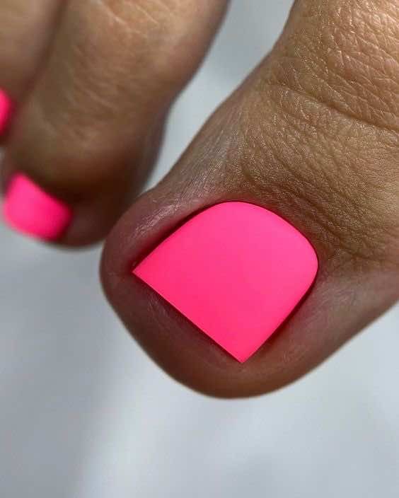 neon Pedicure Ideas