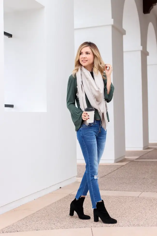 More Ankle Boots with Jeans Outfits