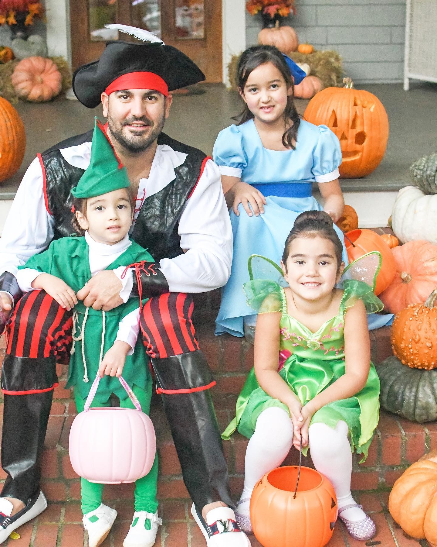 Peter Pan Family Halloween Costumes