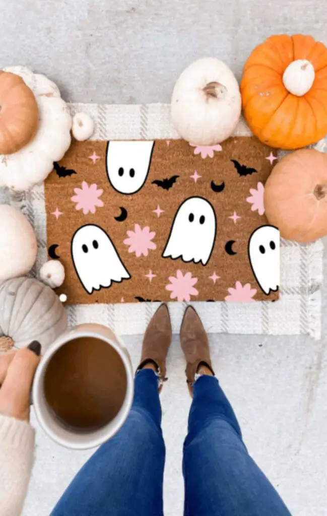 Floral ghost doormat