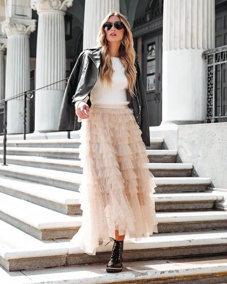 What Shoes to Wear with Tulle Skirts?