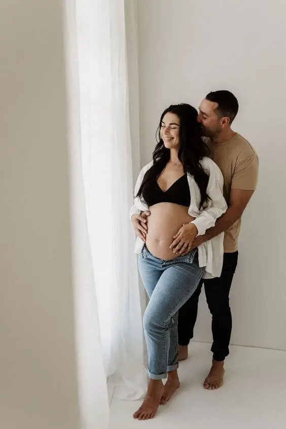 At-home Maternity Photoshoot Sessions