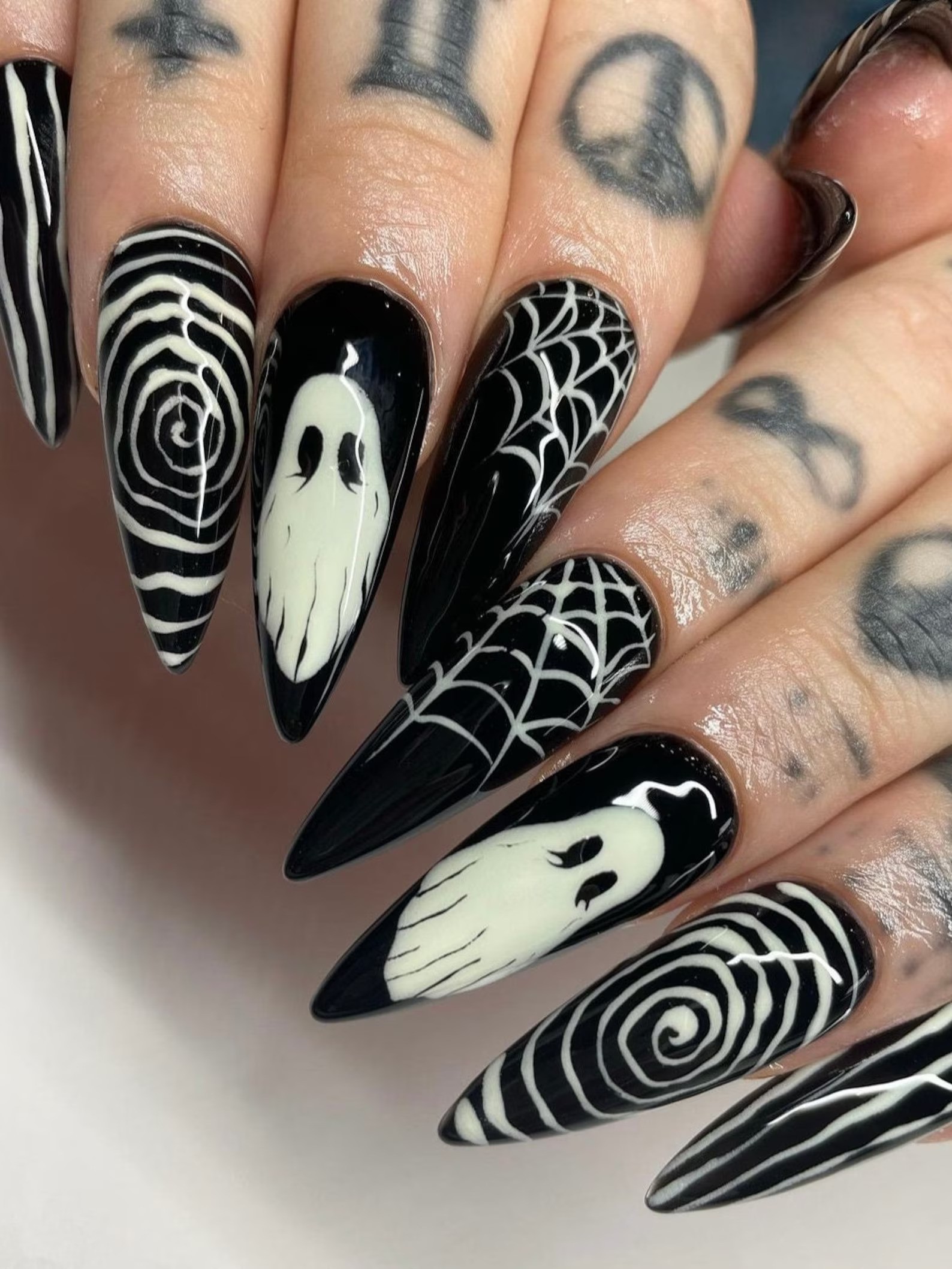 Black Halloween Nails