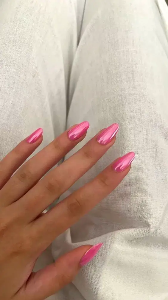 CHROME PINK NAILS