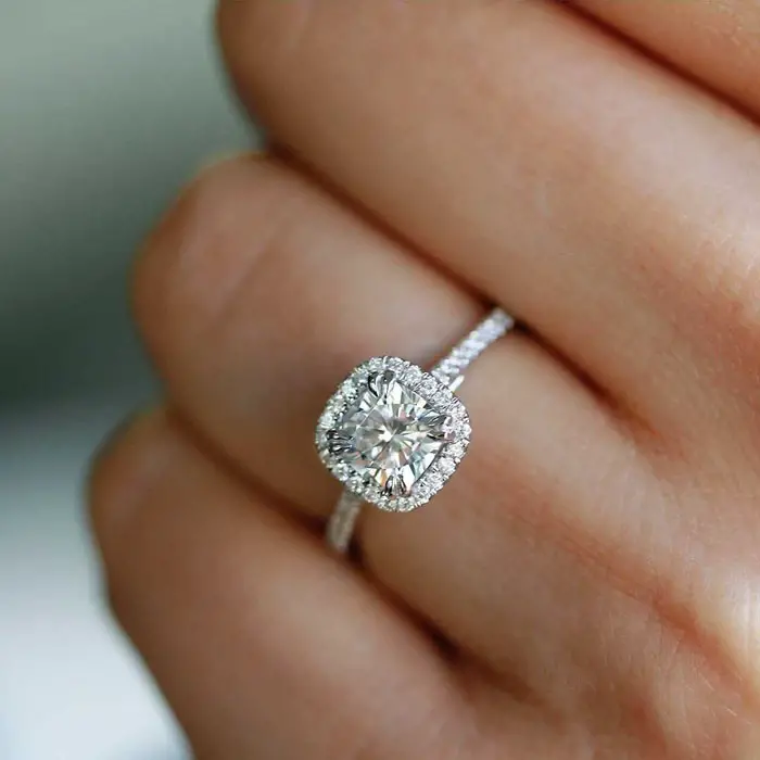 Cushion-Cut