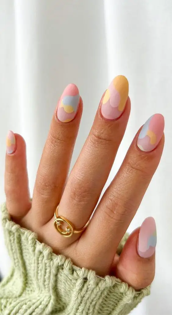 SHOP SPRING NAILS