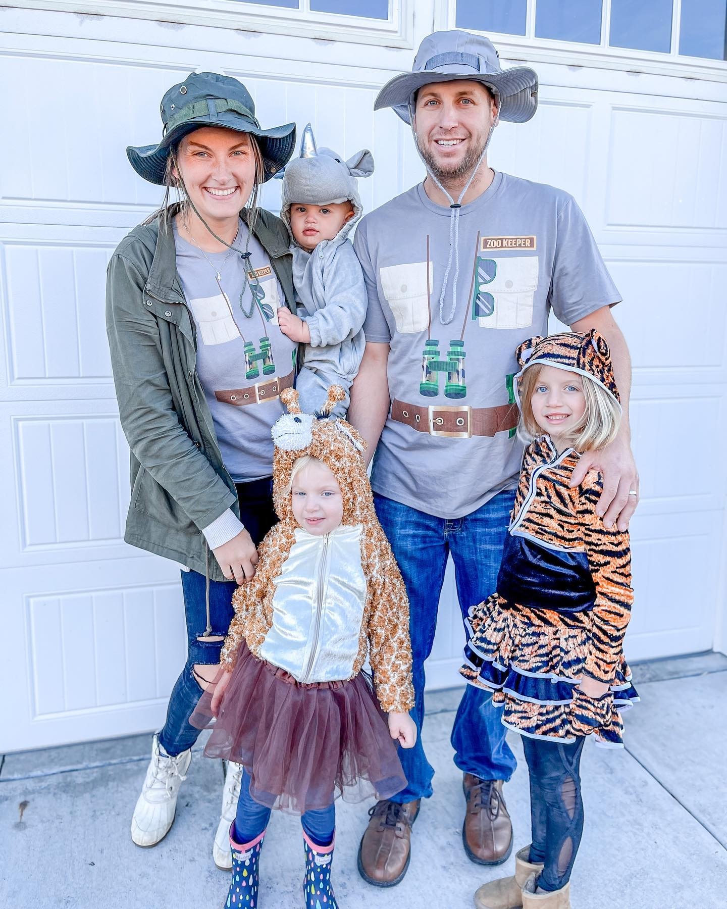 Safari Goers and Animals Halloween Costume Ideas