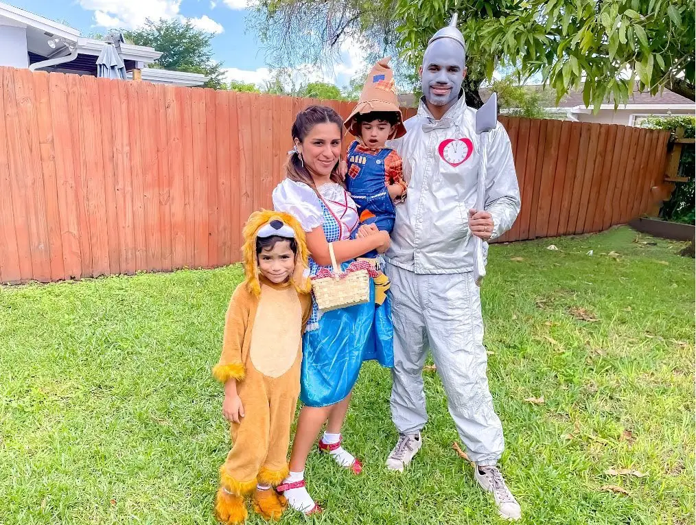 Wizard of Oz Halloween Family Costume Ideas