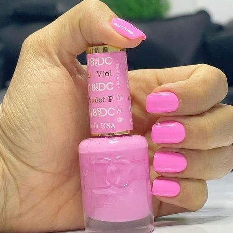 Classic HOT PINK NAILS